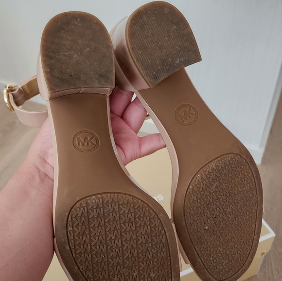 Michael Kors Light Blush strappy heels - Picture 6 of 9